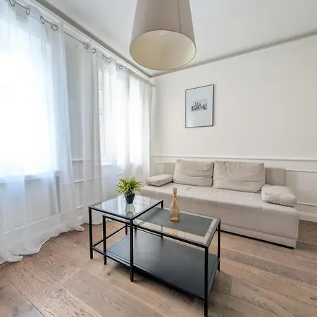 Apartment Rynek Serenity By Bookinghost