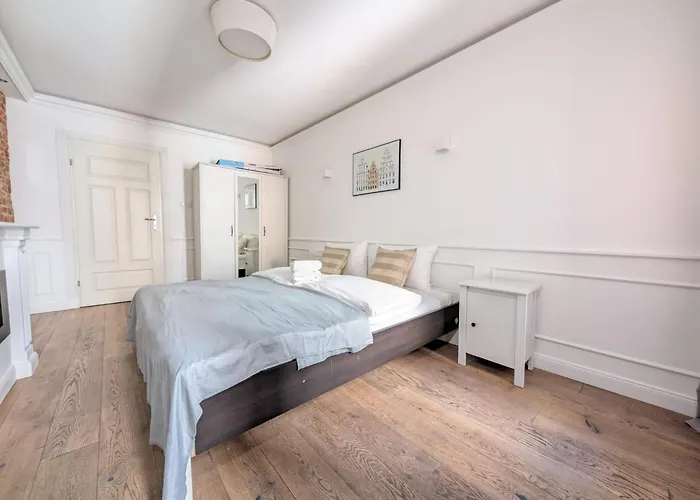 Rynek Serenity By Bookinghost * ヴロツワフ