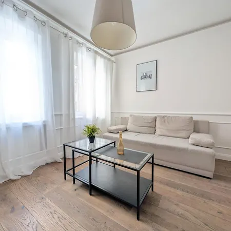 Apartment Rynek Serenity By Bookinghost